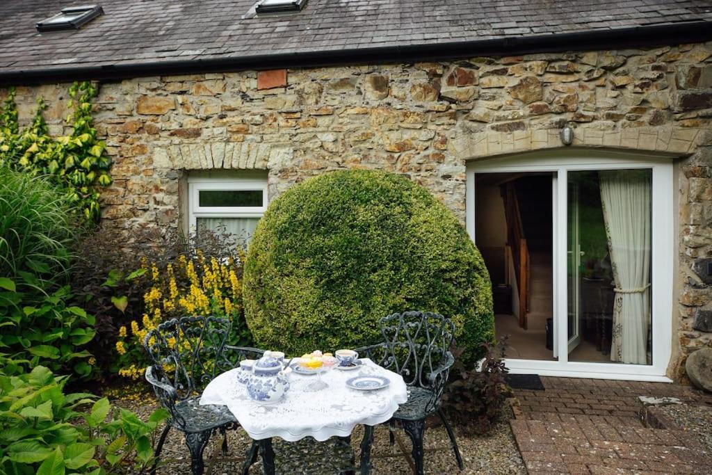 Barn Cottage - Family-Friendly Cottage With Heated Indoor Pool Haverfordwest Exteriör bild