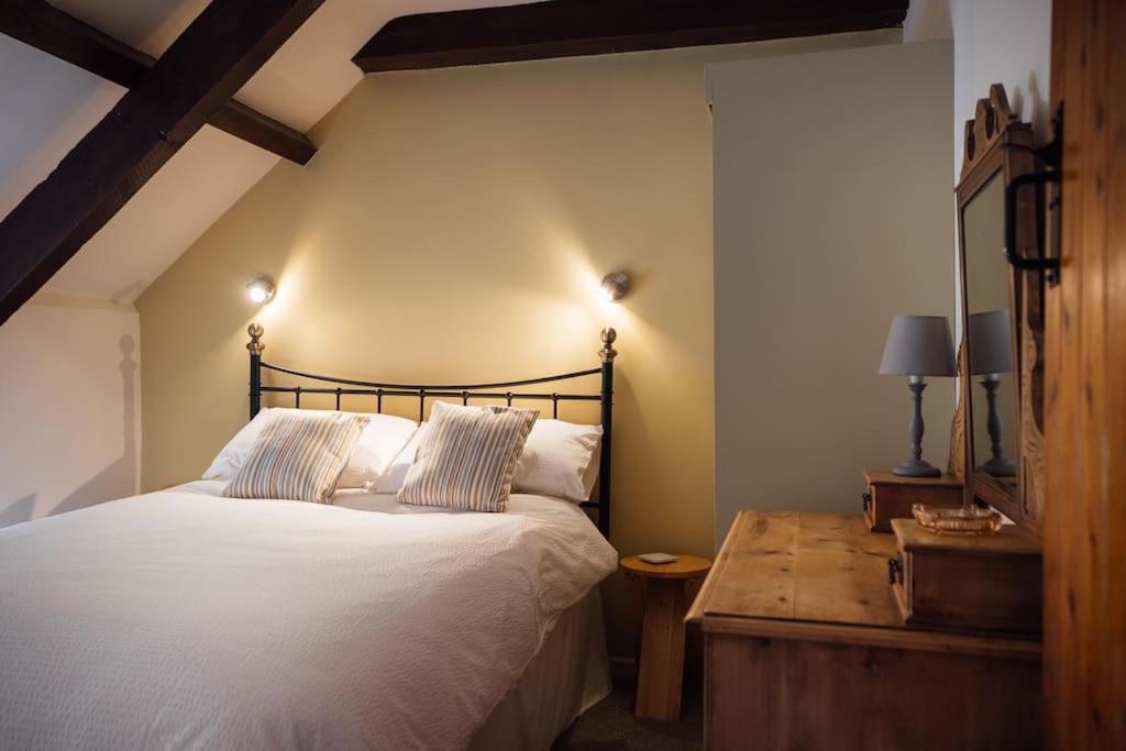Barn Cottage - Family-Friendly Cottage With Heated Indoor Pool Haverfordwest Exteriör bild